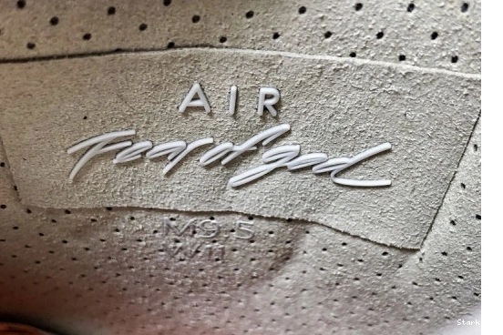 Fear Black SA   1 Light AT9915-002 God of Air Bone Nike 0814